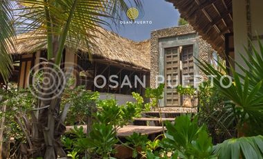 Se Vende Residencia de Lujo Frente al Mar en Ventanilla – Estilo Balinés y Alta Rentabilidad en Puerto Escondido