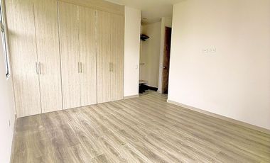 VENTA DE HERMOSO APARTAMENTO EN  SECTOR PROFESIONALES