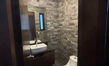 CASA EN EL MAYORAZGO (LEÓN, GUANAJUATO) - RENTA