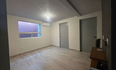 Casa en Renta en Misión Santa Fe, Guadalupe, N.L. 3 Recámaras, 2 Cocheras y Patio