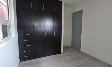 Casa en Renta en Misión Santa Fe, Guadalupe, N.L. 3 Recámaras, 2 Cocheras y Patio