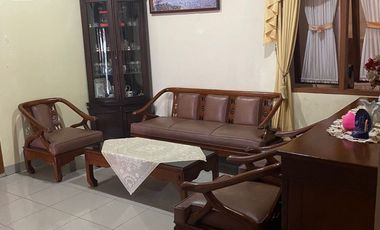Rumah 2 Lantai di Komplek Taman Bumi Prima dekat kantor Pemkot Cimahi Cihanjuang Cibabat