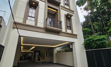 Jual Rumah Kos Baru 4 Lantai + Lift di Cikini Jakarta Pusat | 22 Kamar | Siap Huni & Investasi