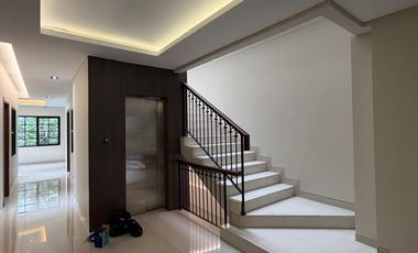 Jual Rumah Kos Baru 4 Lantai + Lift di Cikini Jakarta Pusat | 22 Kamar | Siap Huni & Investasi