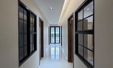 Jual Rumah Kos Baru 4 Lantai + Lift di Cikini Jakarta Pusat | 22 Kamar | Siap Huni & Investasi