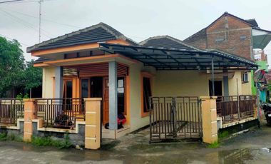 Dijual Rumah Cantik di Tamanan Bantul