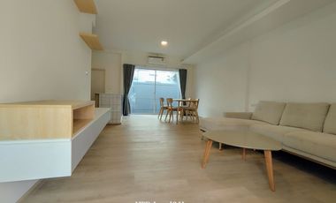 For Sale/Rent : 2-story townhome near Mega Bangna, best location in the area. Indy 2 Bangna-Ramkhamhaeng 2. Beautiful house, fully furnished