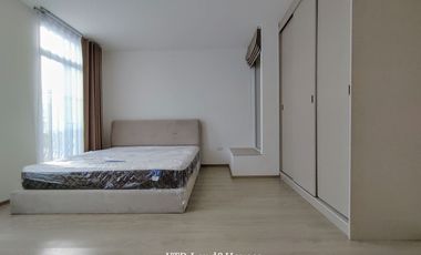 For Sale/Rent : 2-story townhome near Mega Bangna, best location in the area. Indy 2 Bangna-Ramkhamhaeng 2. Beautiful house, fully furnished