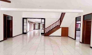 Disewa Rumah Kemang Jl. Bungur Ada Swimming Pool