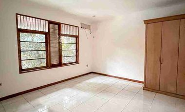 Disewa Rumah Kemang Jl. Bungur Ada Swimming Pool
