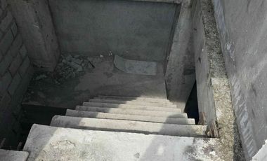 Lot with unfinished structure and improvements for longterm Rent Lease at Tambo Paranaque City