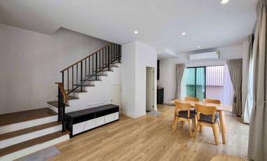 Corner Unit Facing the Park – Prime Project Location Sale Baan Klang Muang Bangna–Wongwaen corner unit with park frontage, private and premium living.
