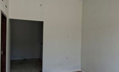 DIJUAL RUMAH MURAH LOKASI STRATEGIS, BEBAS BANJIR, KAWASAN RAMAI PENDUDUK, DI KARAWANG