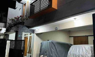 DIJUAL CEPAT RUMAH MEWAH 2 LANTAI DI CIPEDAK JAGAKARSA JAKSEL