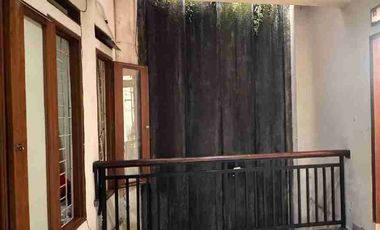 DIJUAL CEPAT RUMAH MEWAH 2 LANTAI DI CIPEDAK JAGAKARSA JAKSEL
