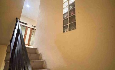 DIJUAL CEPAT RUMAH MEWAH 2 LANTAI DI CIPEDAK JAGAKARSA JAKSEL