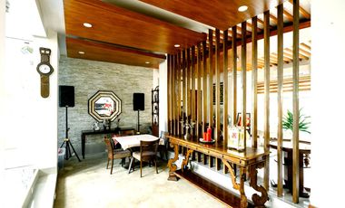 FOR SALE:  6-Bedroom Luxury Property in Royale Cebu Estates