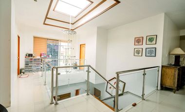 FOR SALE:  6-Bedroom Luxury Property in Royale Cebu Estates