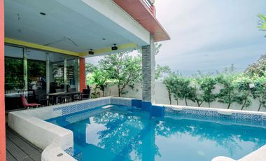 FOR SALE:  6-Bedroom Luxury Property in Royale Cebu Estates