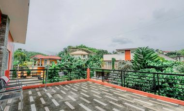 FOR SALE:  6-Bedroom Luxury Property in Royale Cebu Estates
