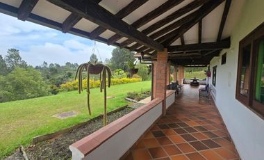 VENTA CASA CAMPESTRE MARINILLA A 10 MINUTOS DE RIO NEGRO