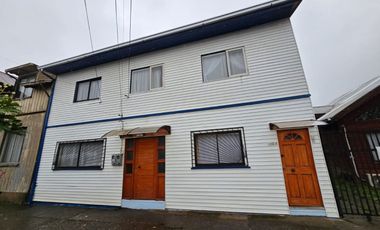 Arriendo Casona en Calle Baquedano – Ideal Instituciones o Centros Profesionales