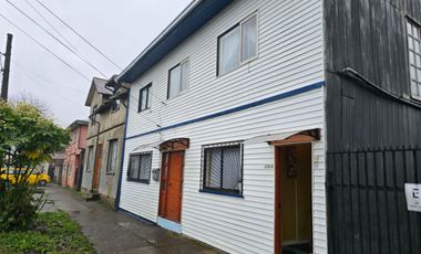 Arriendo Casona en Calle Baquedano – Ideal Instituciones o Centros Profesionales