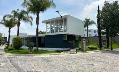 CASA EN RENTA A 3 MINUTOS DE CHEDRAUI CASCATTA EN LOMAS DE ÁNGELÓPOLIS