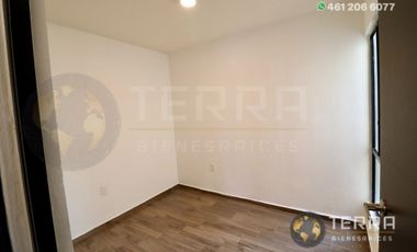 SE RENTA CASA EN ANCONA – COTO ARONA CELAYA GTO. 🏡🚨 | 4 🛏️RECÁMARAS | 🛁2.5 BAÑOS  | 🏊ALBERCA  | 🧒🛝 AREA DE JUEGOS INFANTILES