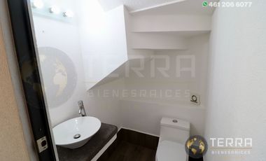 SE RENTA CASA EN ANCONA – COTO ARONA CELAYA GTO. 🏡🚨 | 4 🛏️RECÁMARAS | 🛁2.5 BAÑOS  | 🏊ALBERCA  | 🧒🛝 AREA DE JUEGOS INFANTILES