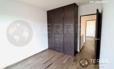 SE RENTA CASA EN ANCONA – COTO ARONA CELAYA GTO. 🏡🚨 | 4 🛏️RECÁMARAS | 🛁2.5 BAÑOS  | 🏊ALBERCA  | 🧒🛝 AREA DE JUEGOS INFANTILES