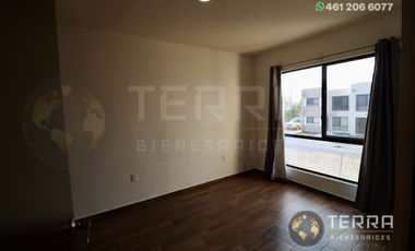 SE RENTA CASA EN ANCONA – COTO ARONA CELAYA GTO. 🏡🚨 | 4 🛏️RECÁMARAS | 🛁2.5 BAÑOS  | 🏊ALBERCA  | 🧒🛝 AREA DE JUEGOS INFANTILES