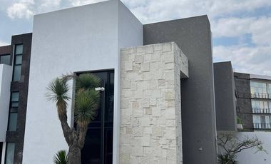CASA EN RENTA EN LOMAS DE ANGELOPOLIS PUEBLA