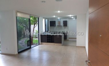 Zibatá Casa de 3 recámaras con terraza y espacios funcionales en renta Bpa1610