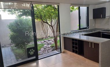 Zibatá Casa de 3 recámaras con terraza y espacios funcionales en renta Bpa1610