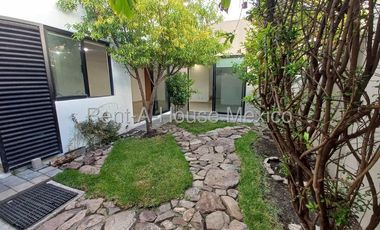 Zibatá Casa de 3 recámaras con terraza y espacios funcionales en renta Bpa1610
