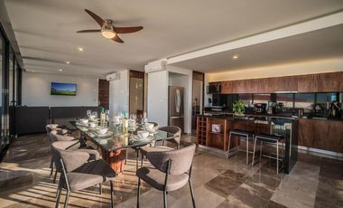 PH en Venta en 5ta Avenida  3 Niveles  Rooftop + Jacuzzi