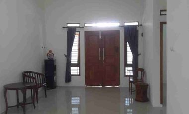 Rumah modern Rejasari dekat RS Islam, Stasiun Purwokerto