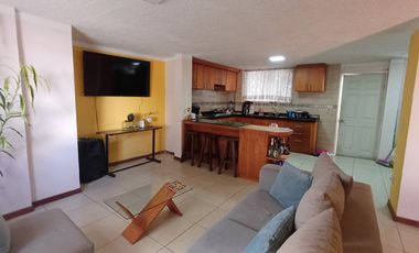 Amplia Casa de 185 m2, en Venta, de 3 dormitorios, en Conjunto Cerrado, en MARIANITAS, Calderón.