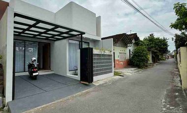 RUMAH BARU MINIMALIS MODERN FULL FURNISHED DI BATURETNO BANGUNTAPAN BANTUL