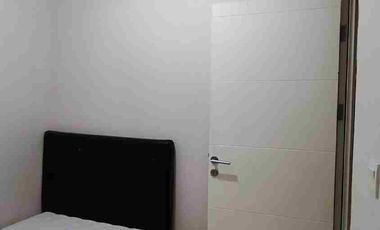 Disewakan Cepat Apartemen Springlake 2BR Tower Azolla Summarecon Bekasi
