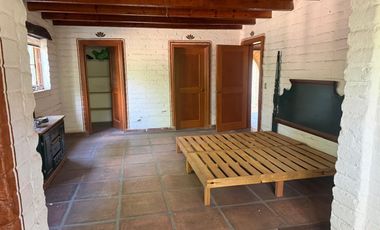 EXCLUSVA CASA CAMPESTRE EN VENTA EN FRACCIONAMIENTO LA HERRADURA, ZAPOPAN.