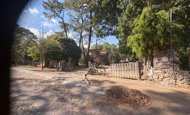 EXCLUSVA CASA CAMPESTRE EN VENTA EN FRACCIONAMIENTO LA HERRADURA, ZAPOPAN.