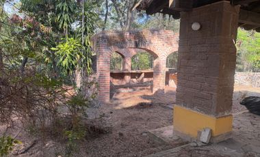 EXCLUSVA CASA CAMPESTRE EN VENTA EN FRACCIONAMIENTO LA HERRADURA, ZAPOPAN.