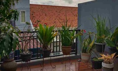 Rumah Dua Lantai Siap Huni Luas di Pekayon Dekat Galaxy Bekasi