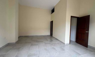 Alquilo Local Comercial 35m2