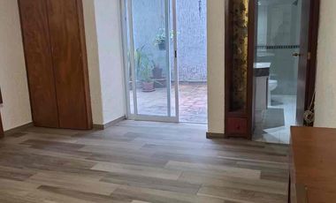 Jardines del Bosque / Planta Baja