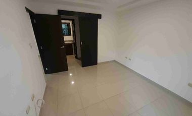Alquilo Departamento 1 Dormitorio en piso 2 en la Urbanizacion Cerrada LA VISTA TOWER TORRE B, cerca CC LA ROTONDA en ALBORADA 10