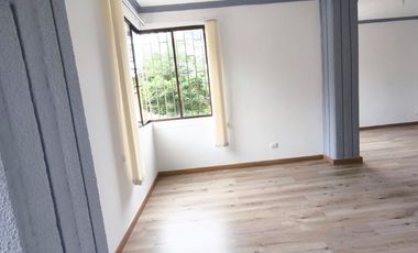 VENTA DE AMPLIO APARTAMENTO EN ZONA PROFESIONALES NORTE DE ARMENIA