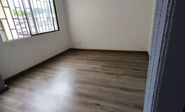 VENTA DE AMPLIO APARTAMENTO EN ZONA PROFESIONALES NORTE DE ARMENIA